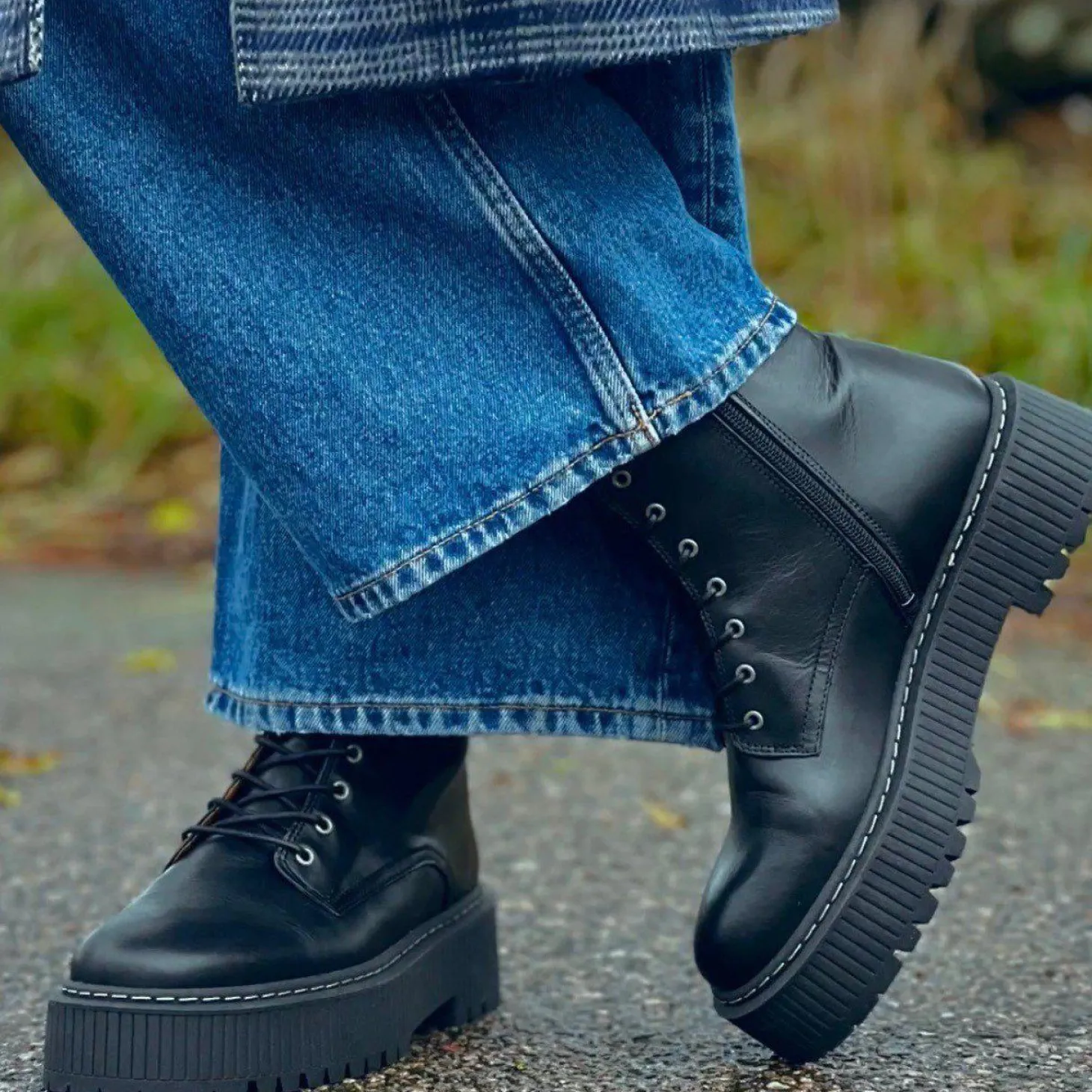 Alina Laced boots — Black