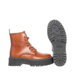 Alina Laced boots — Cognac