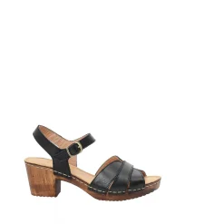Amy Clogs — Black