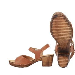 Amy Clogs — Cognac