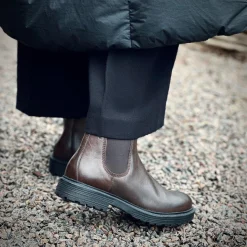 Berit Chelsea boots — Brown