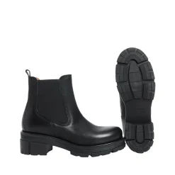 Cecilia Chelsea boots — Black