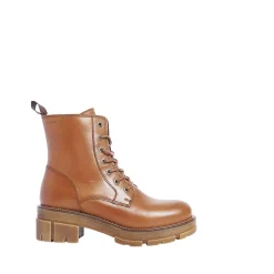Cecilia Laced boots — Cognac