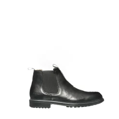 EMIL Chelsea boots — Black