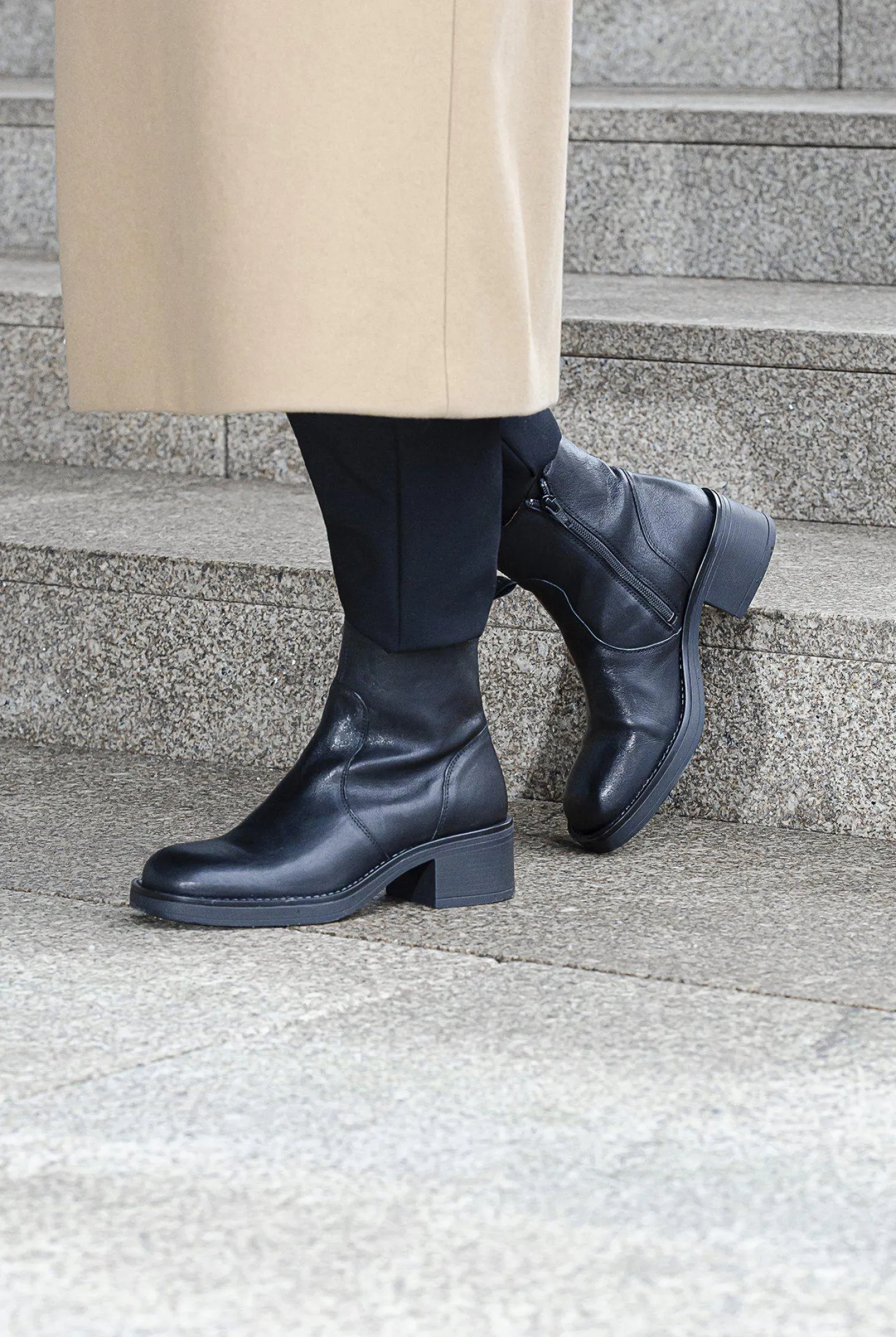 Ingrid Ankle boots — Black