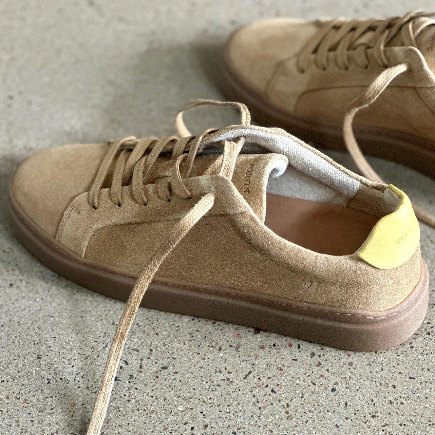 Isolde Sneakers — Cappuccino