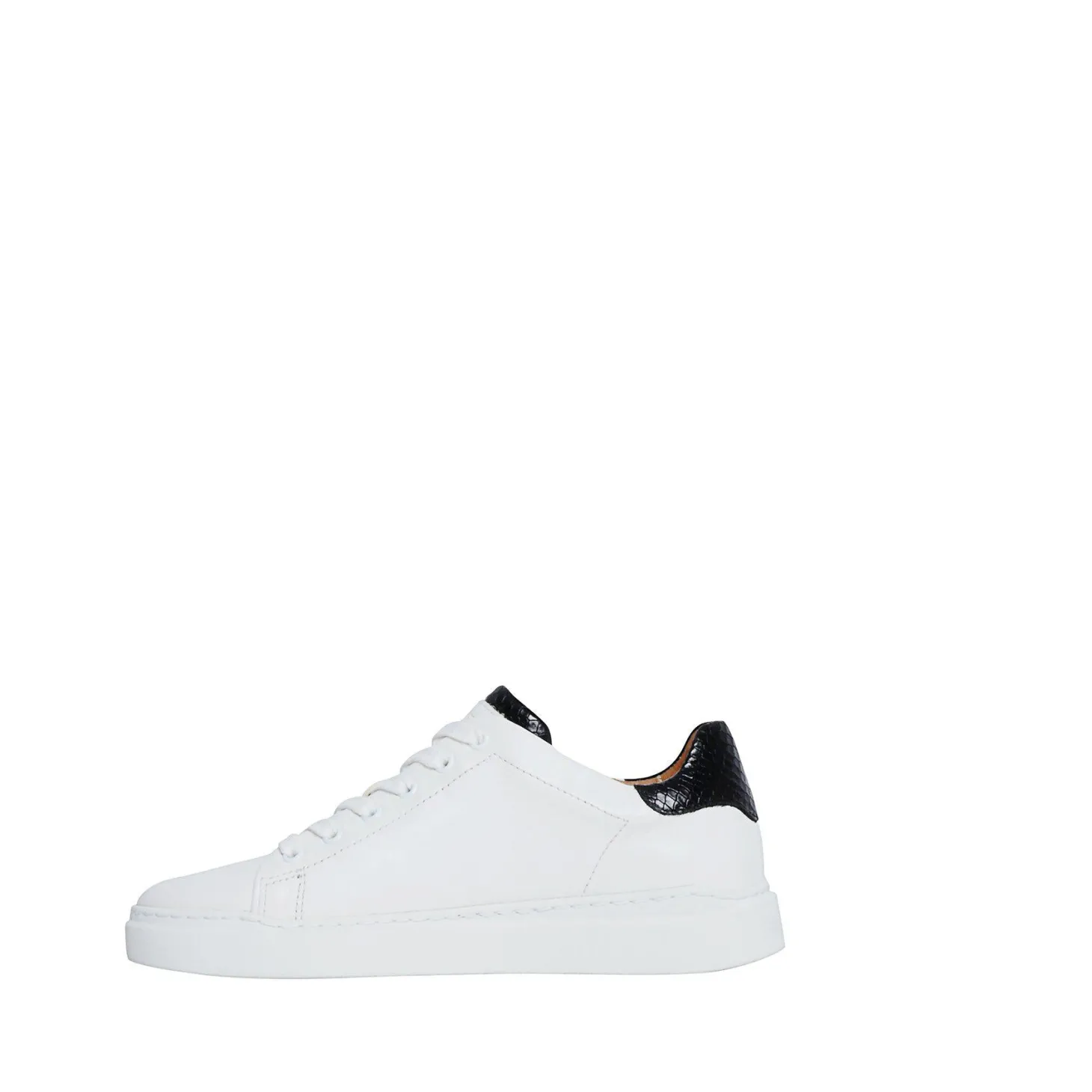 Isolde Sneakers — White/Black