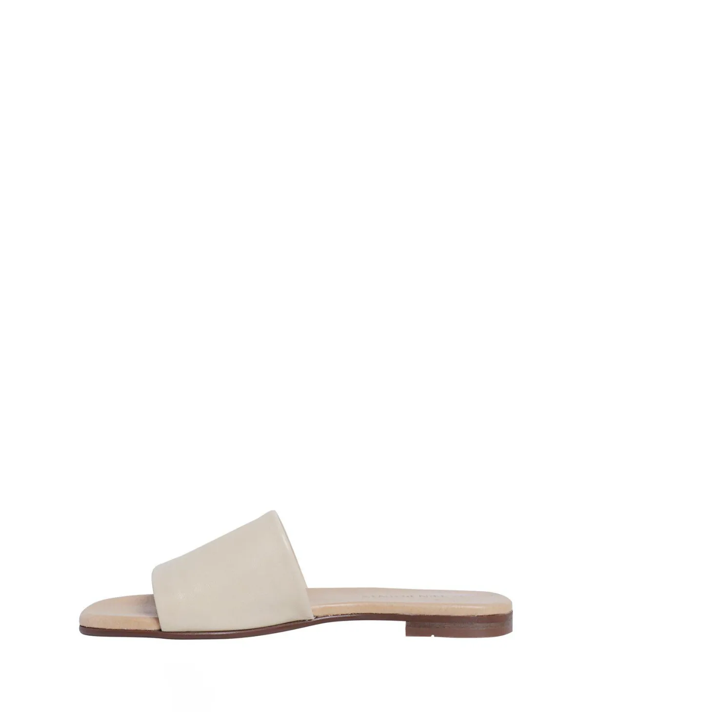 Madeleine Slip-in — Sand