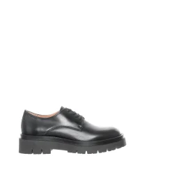 Margaret Laced shoes — Black