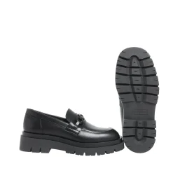 Margaret Loafers — Black