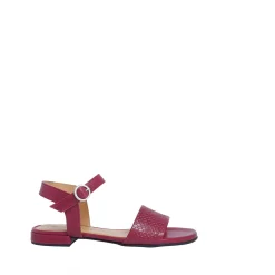 Marianne Sandals — Ruby red