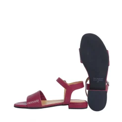 Marianne Sandals — Ruby red