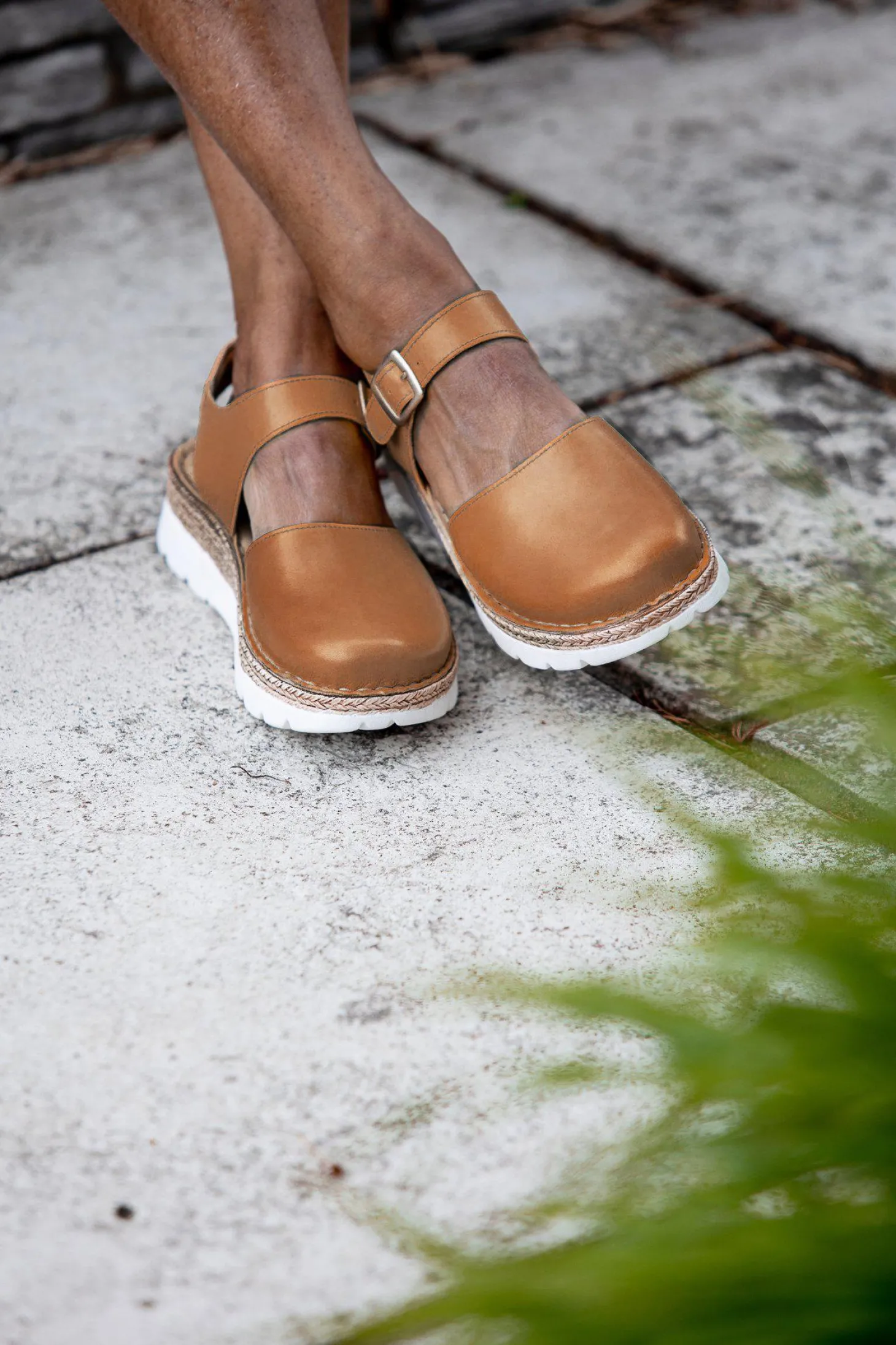 Maya Sandals — Cognac