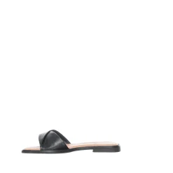 Olivia Slip-in — Black