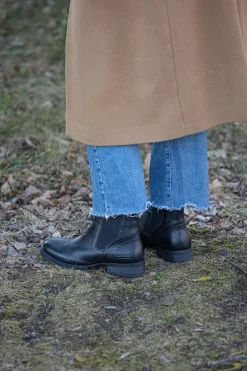 Pandora Chelsea boots — Black