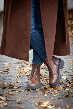 Pandora Chunky Laced boots — Brown