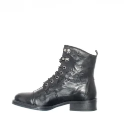 Pandora Laced boots — Black