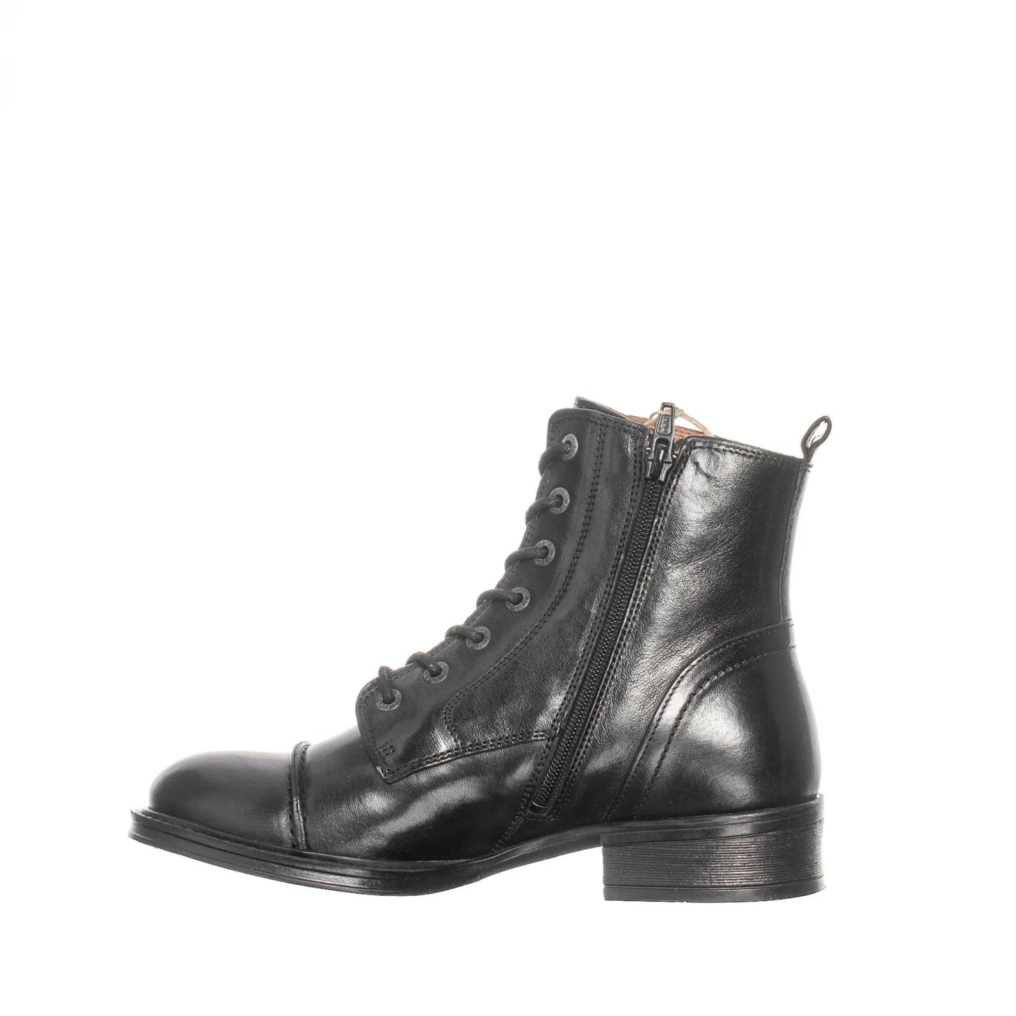 Pandora Laced boots — Black