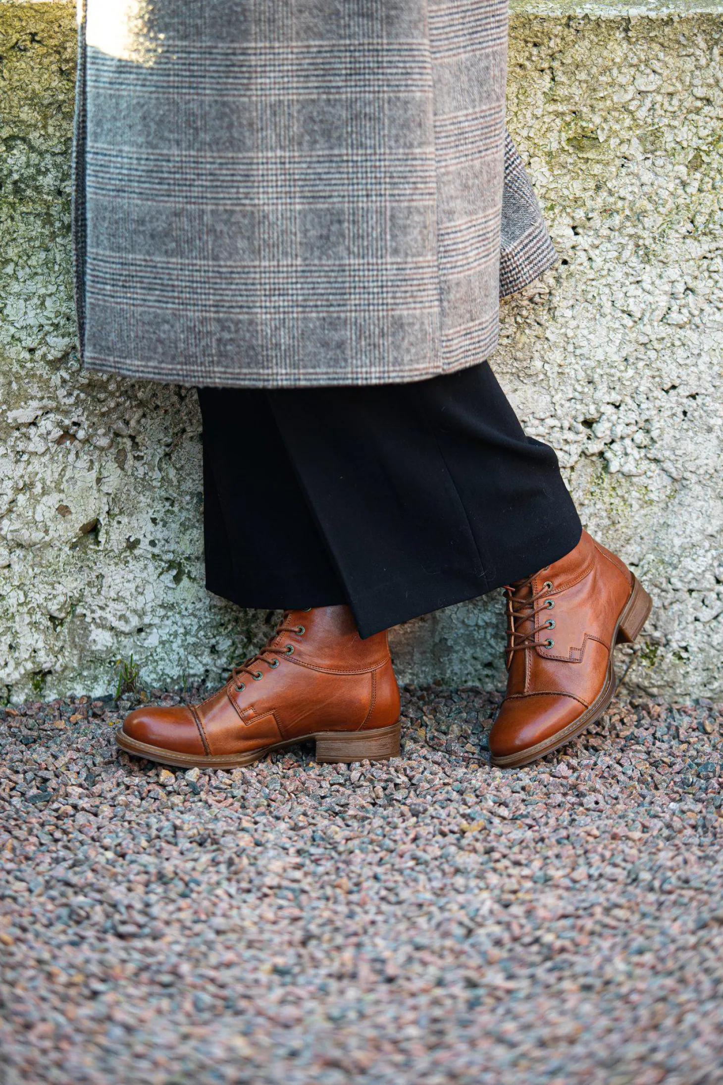 Pandora Laced boots — Cognac