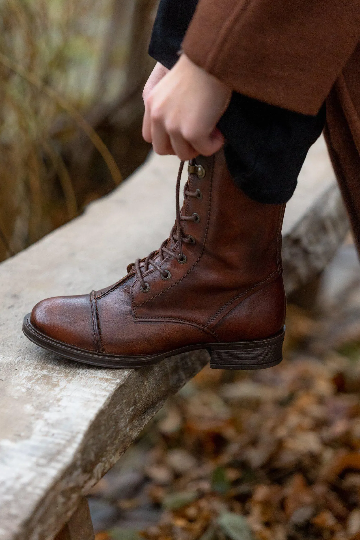 Pandora Laced boots — Rust