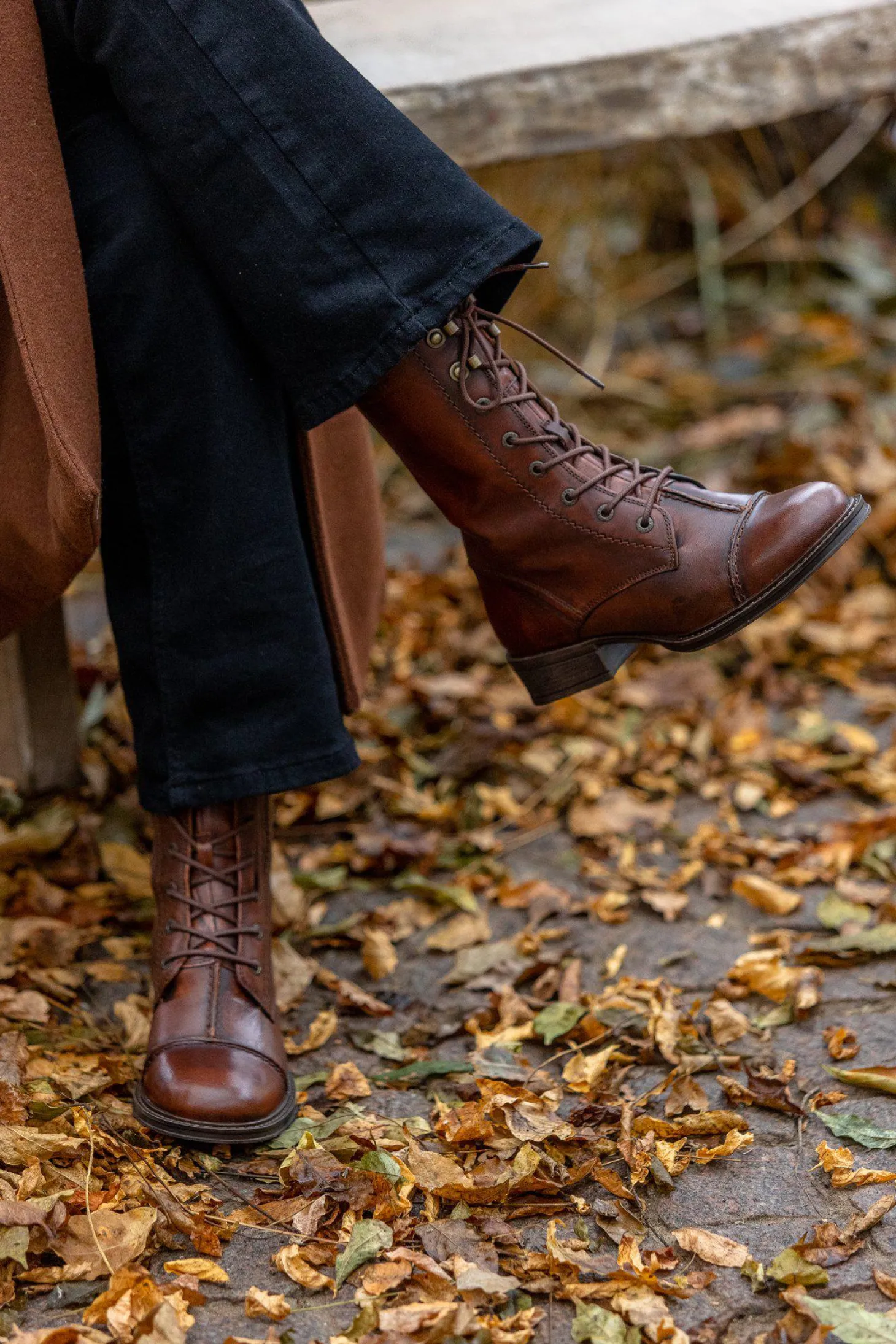 Pandora Laced boots — Rust