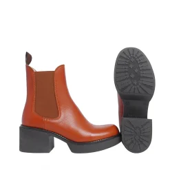 Selma Chelsea boots — Cognac