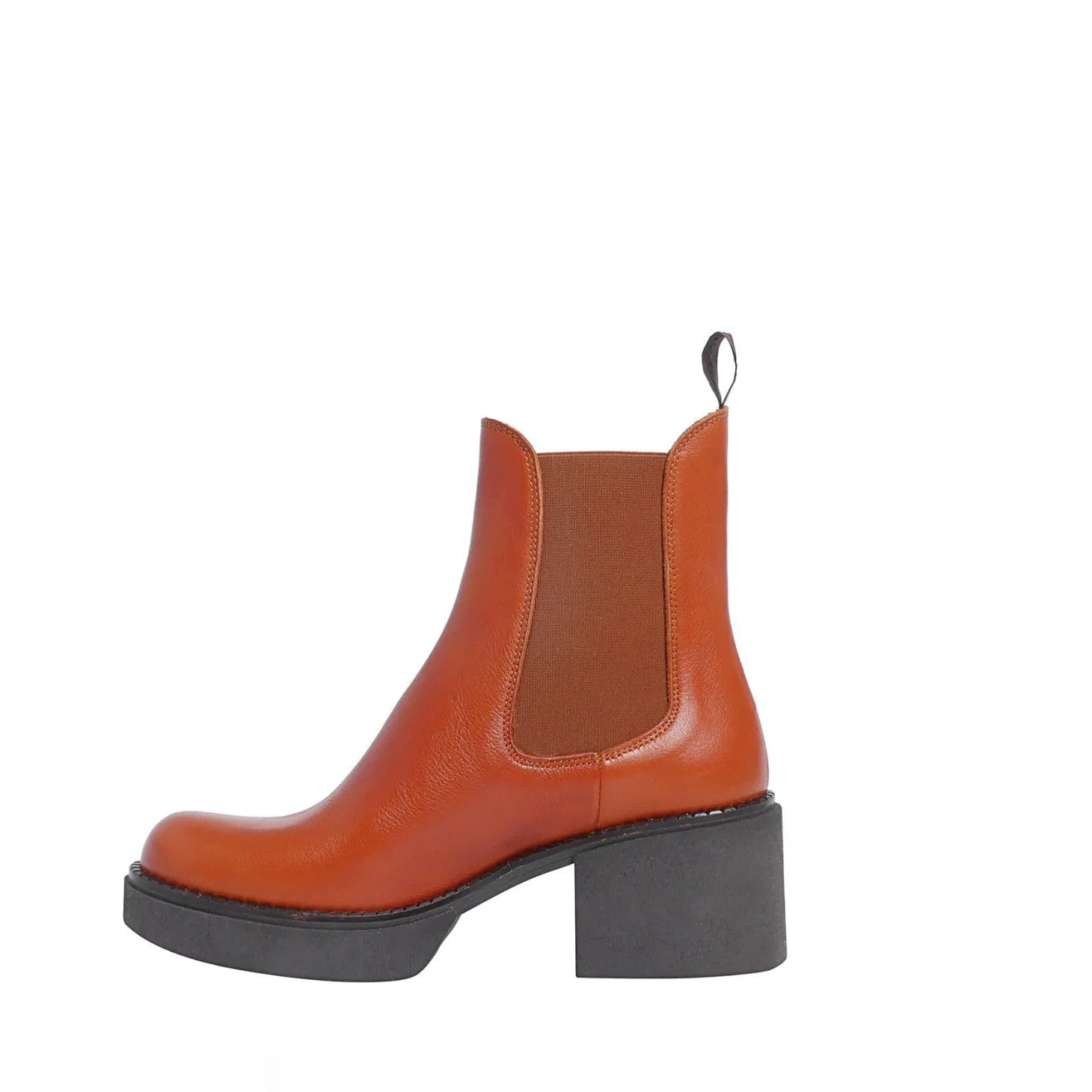 Selma Chelsea boots — Cognac