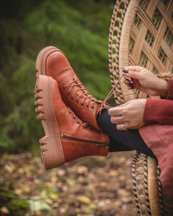 Shoelace 130cm Shoe care — Cognac