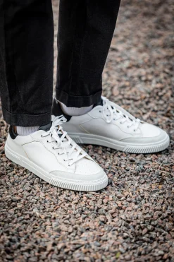 Toni Sneakers — White/Black