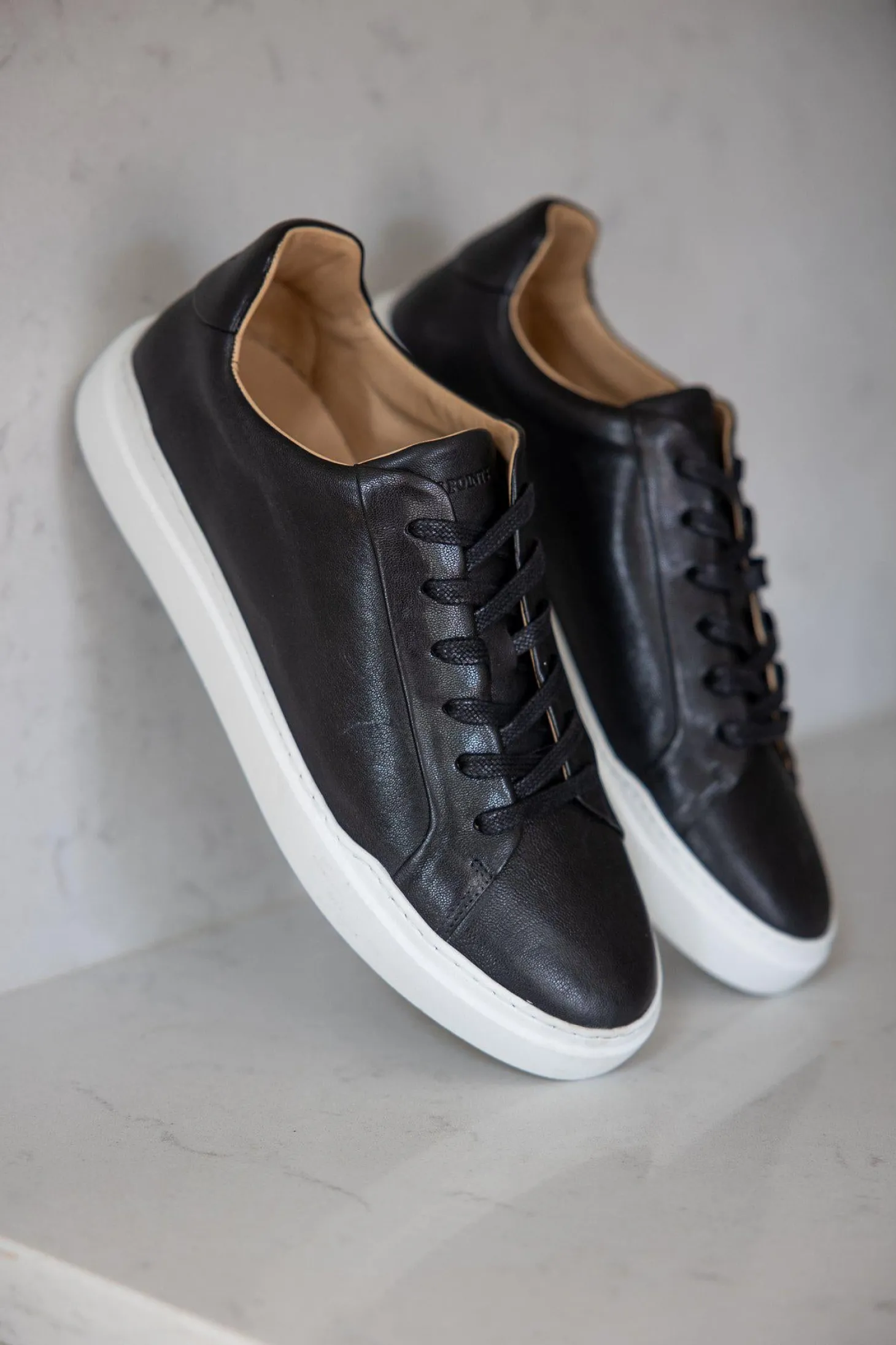 Tristan Sneakers — Black