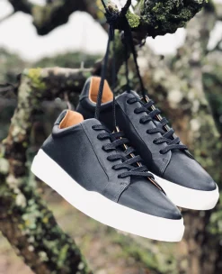 Tristan Sneakers — Black