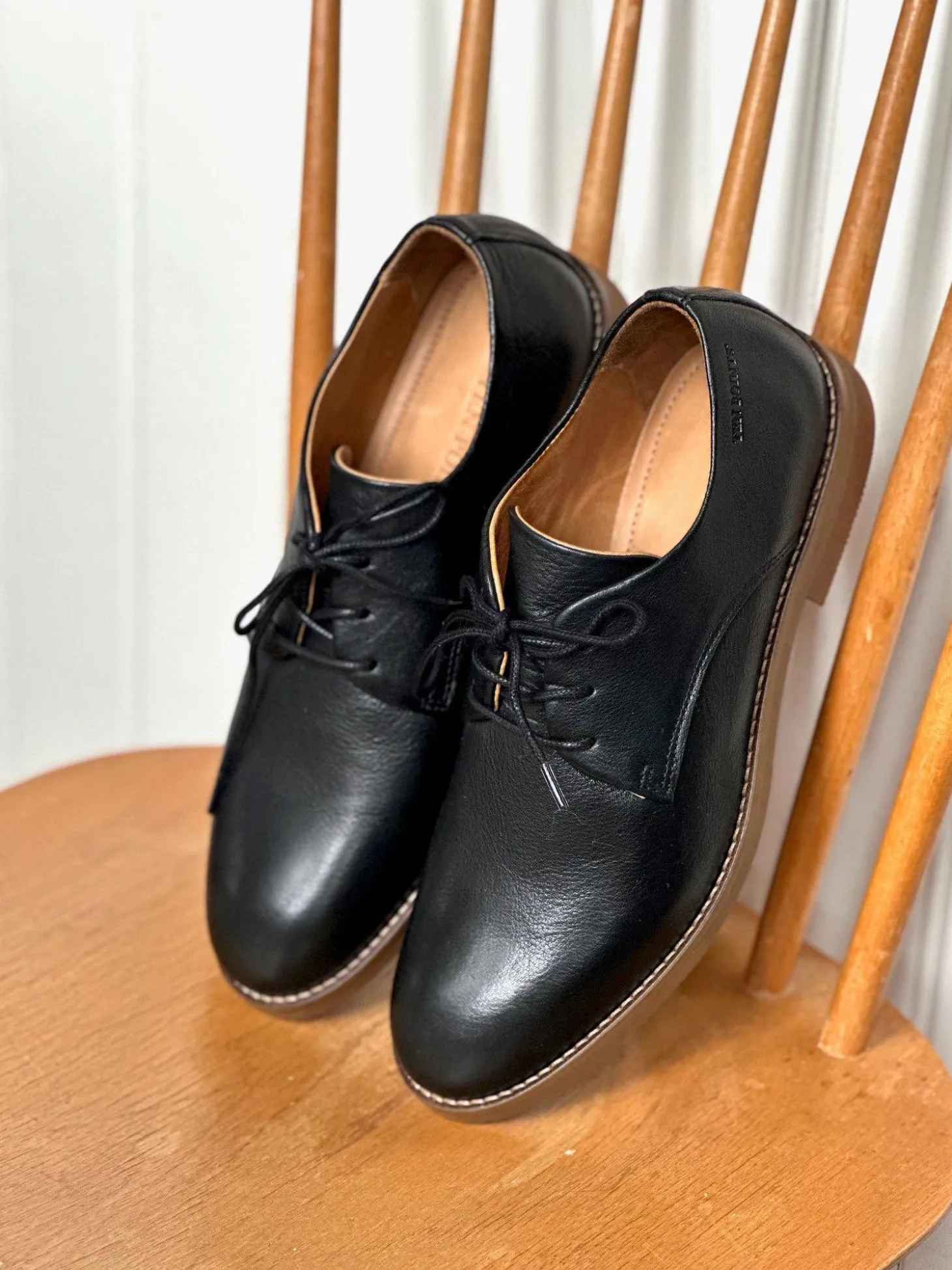 Vera Laced shoes — Black