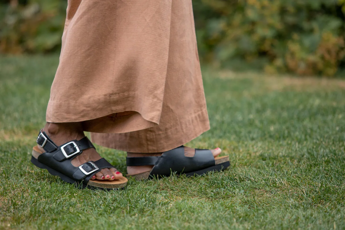 Vivienne Sandals — Black